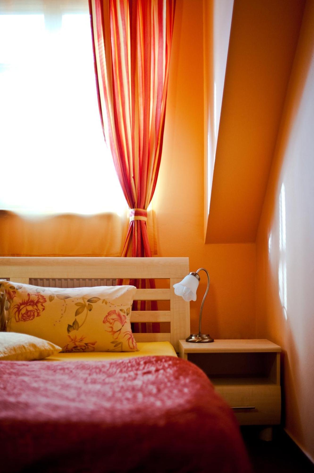 Hotel Penzion Tramky Vikyrovice ภายนอก รูปภาพ